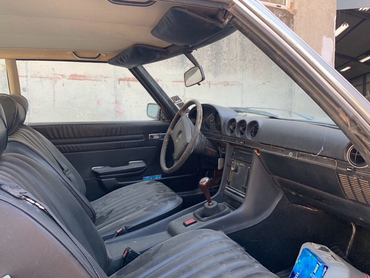 Mercedes-Benz R107 280SL First Edition - 26,000 km Barn Find ...